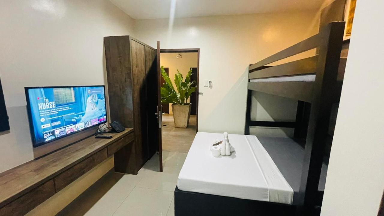 A&E Apartelle 바콜로드 외부 사진